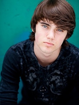 卡梅隆&middot;布莱特