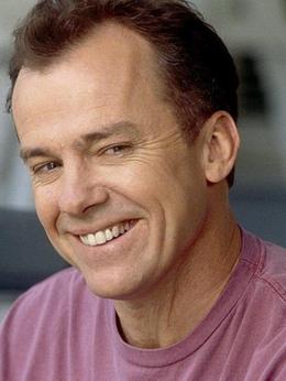 迈克尔&middot;奥吉弗