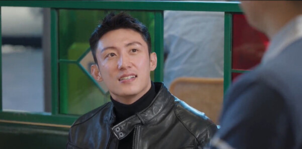 他从火光中走来第16集剧照