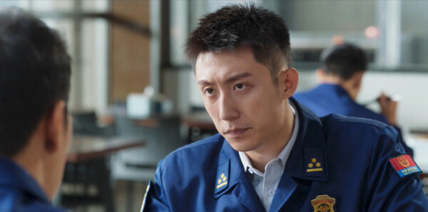 他从火光中走来第32集剧照